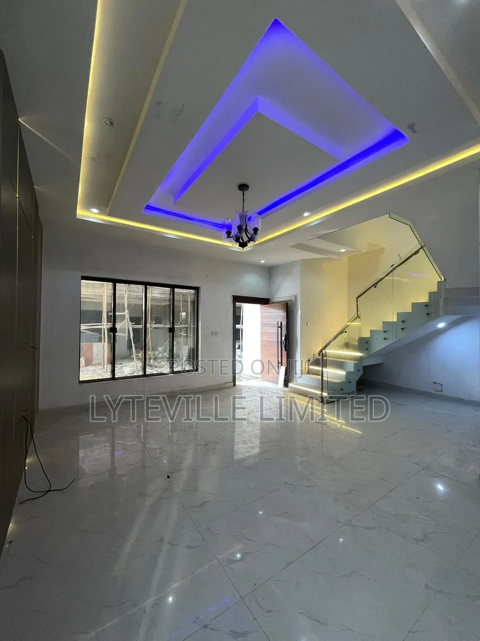 4bdrm Duplex in Ajiwe for sale in Ajiwe