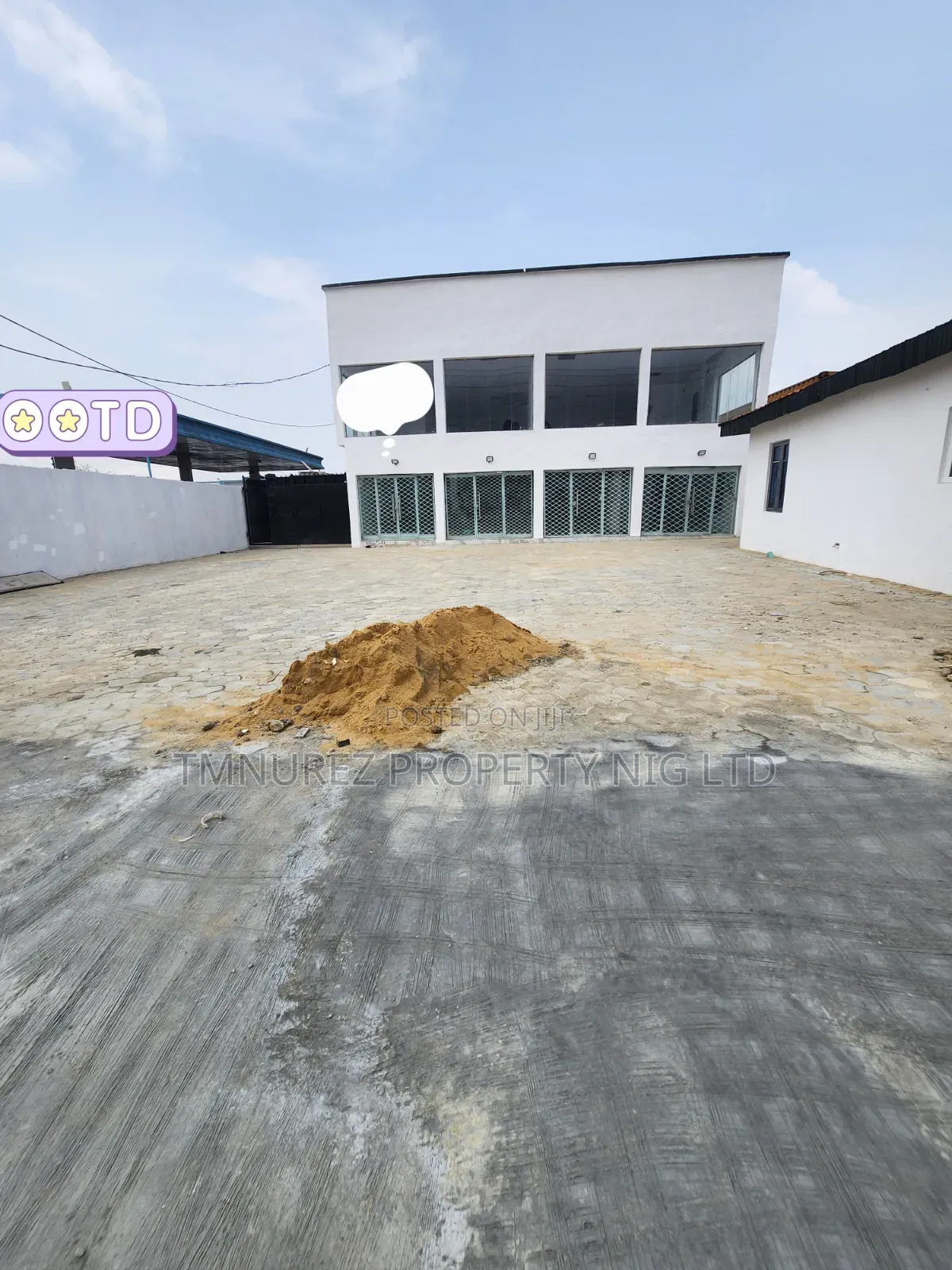 Showroom for Rent Ata Ajah Ado in Badore