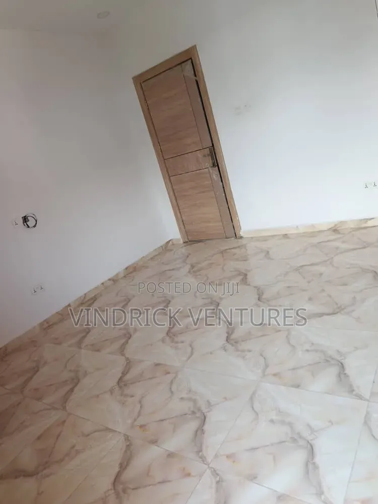 2bdrm Apartment in Lekki, Ologolo for rent in Ologolo