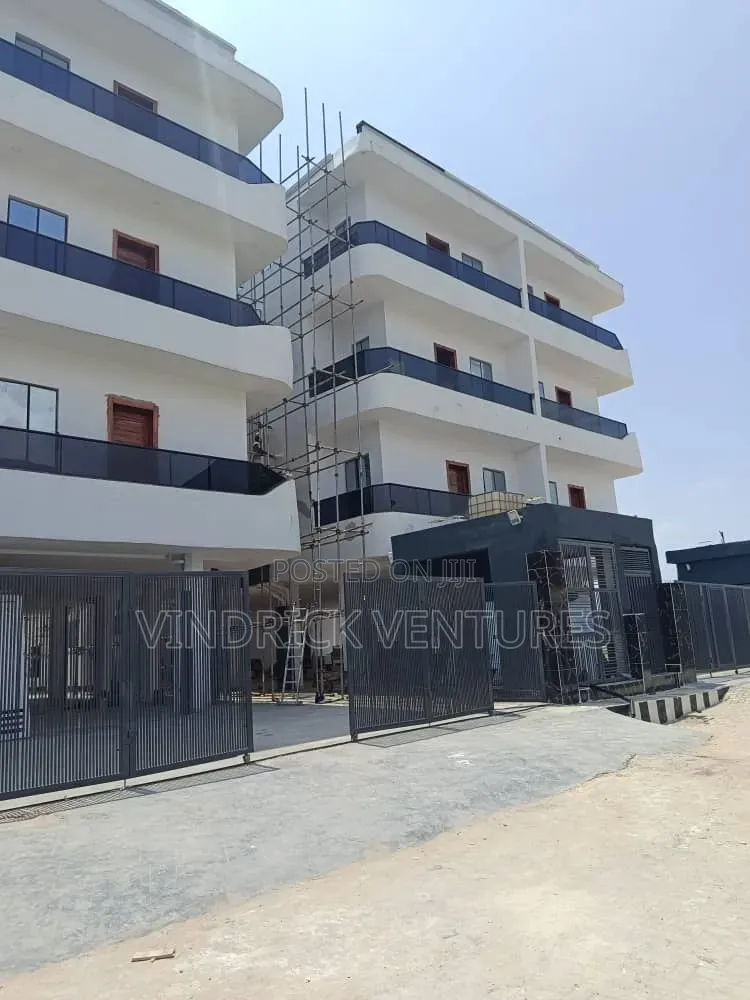 2bdrm Apartment in Lekki, Ologolo for rent in Ologolo