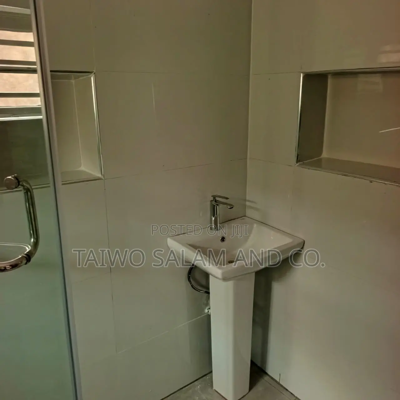 3bdrm Bungalow in Jericho for sale in Jericho