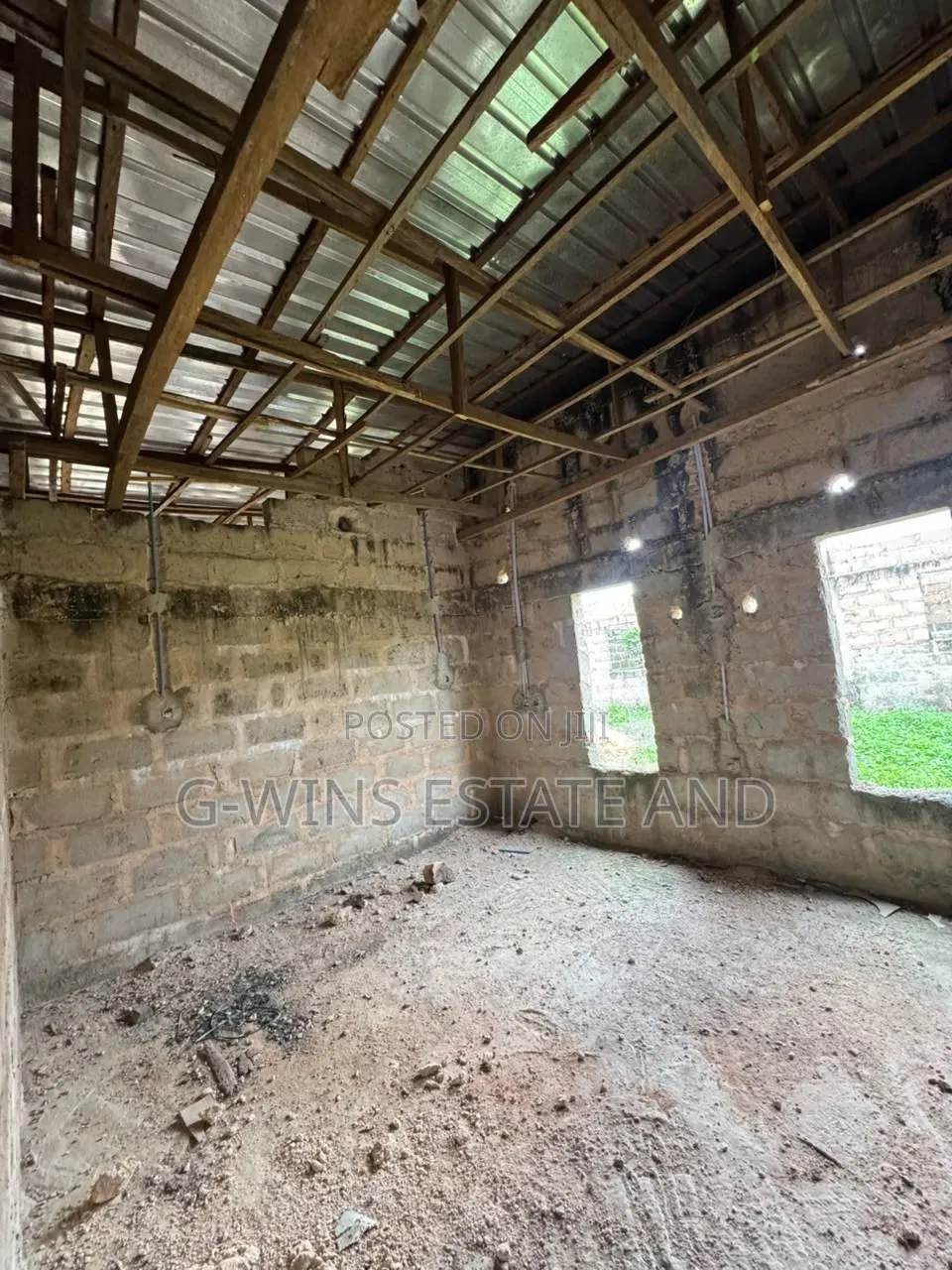 3bdrm Block of Flats in Okhuoromi Off, Benin City for sale in Benin City