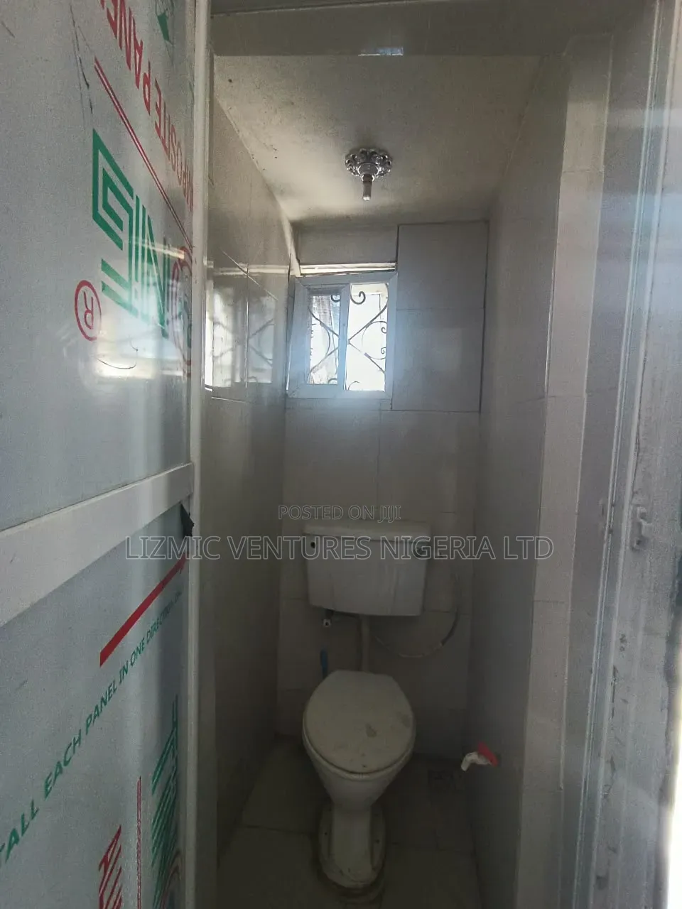 3bdrm Block of Flats in Hotel, Igando / Ikotun/Igando for sale in Igando / Ikotun/Igando