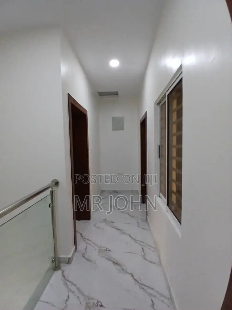 3bdrm Duplex in Lekki Peninsula for rent in Peninsula Estate