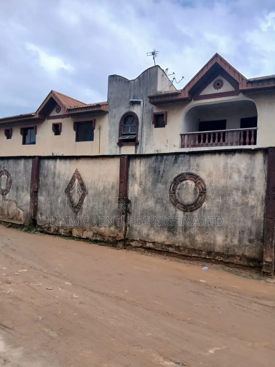 3bdrm Block of Flats in New London, Ipaja / Ipaja for sale in Ipaja / Ipaja