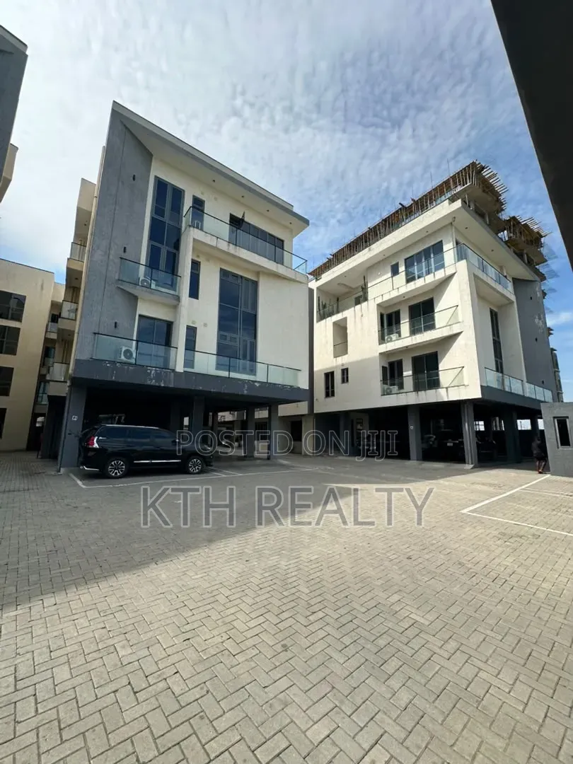 Furnished 2bdrm Apartment in Lekki Phase 1 for sale in Lekki Phase 1