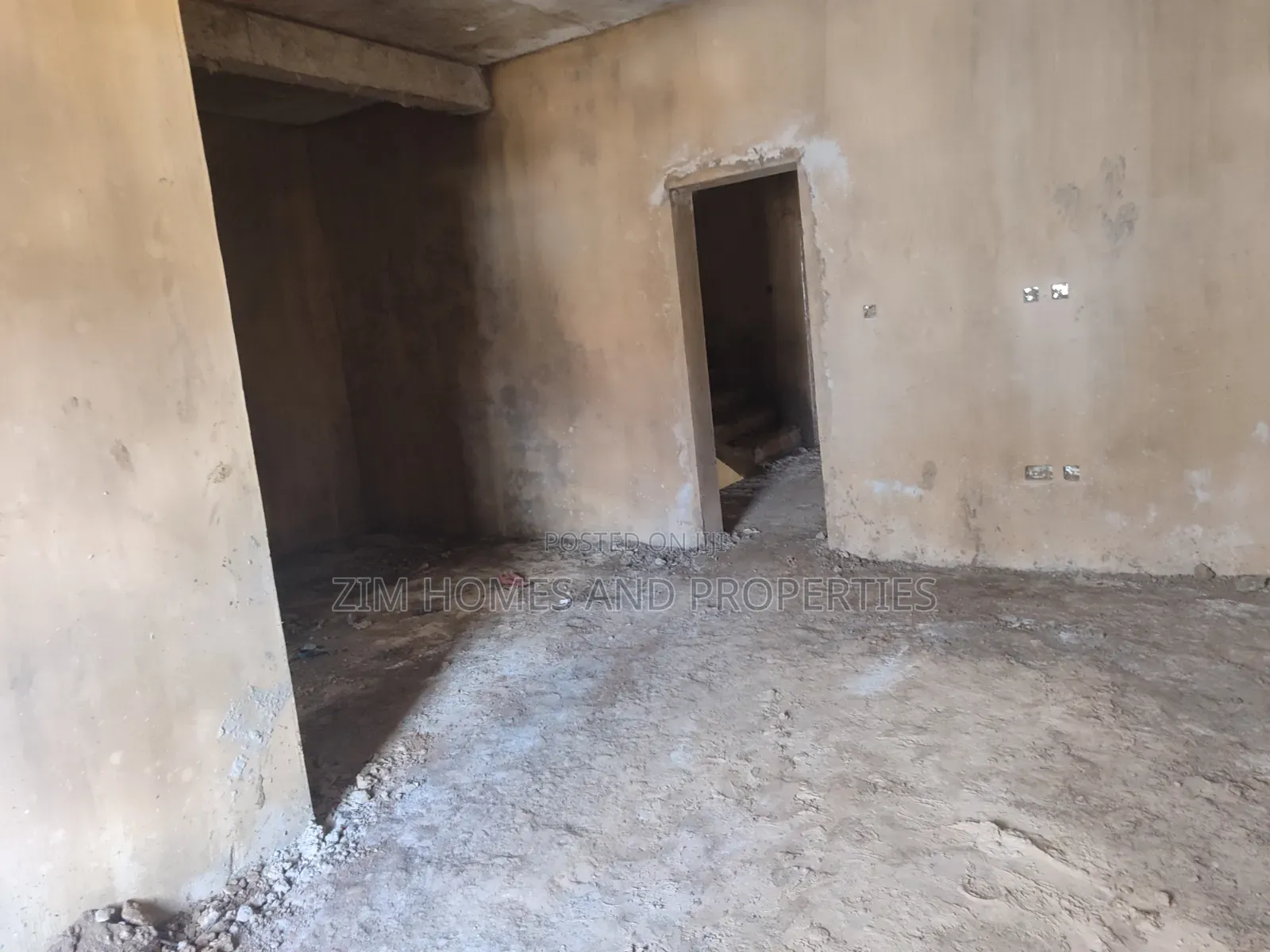 5bdrm Duplex in Zim Homes And, Katampe (Main) for sale in Katampe (Main)