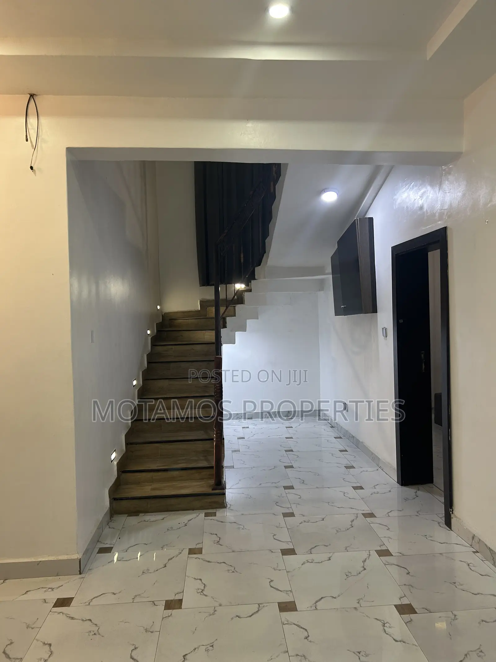 5bdrm Duplex in Majesty Estate, Obio-Akpor for sale in Obio-Akpor