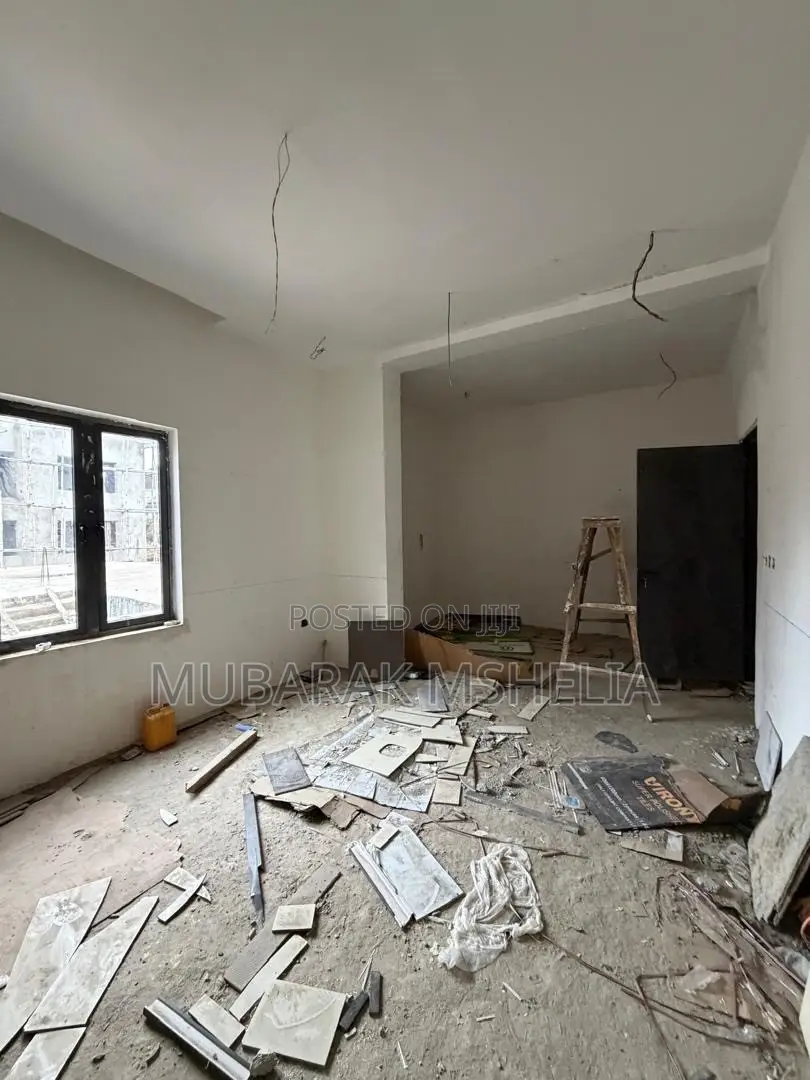4bdrm Duplex in Guzape District for sale in Guzape District