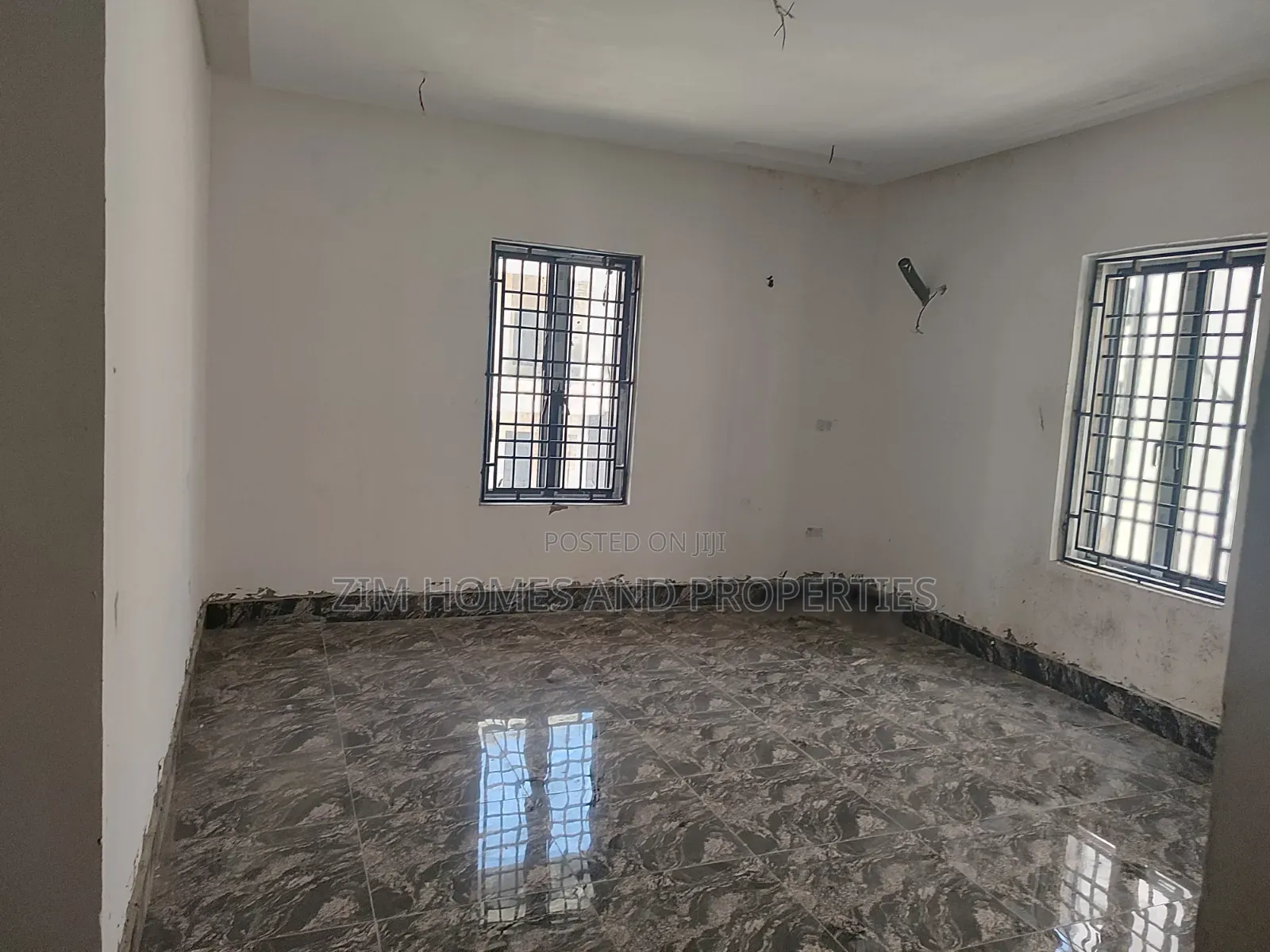 5bdrm Duplex in Zim Homes And, Katampe (Main) for sale in Katampe (Main)