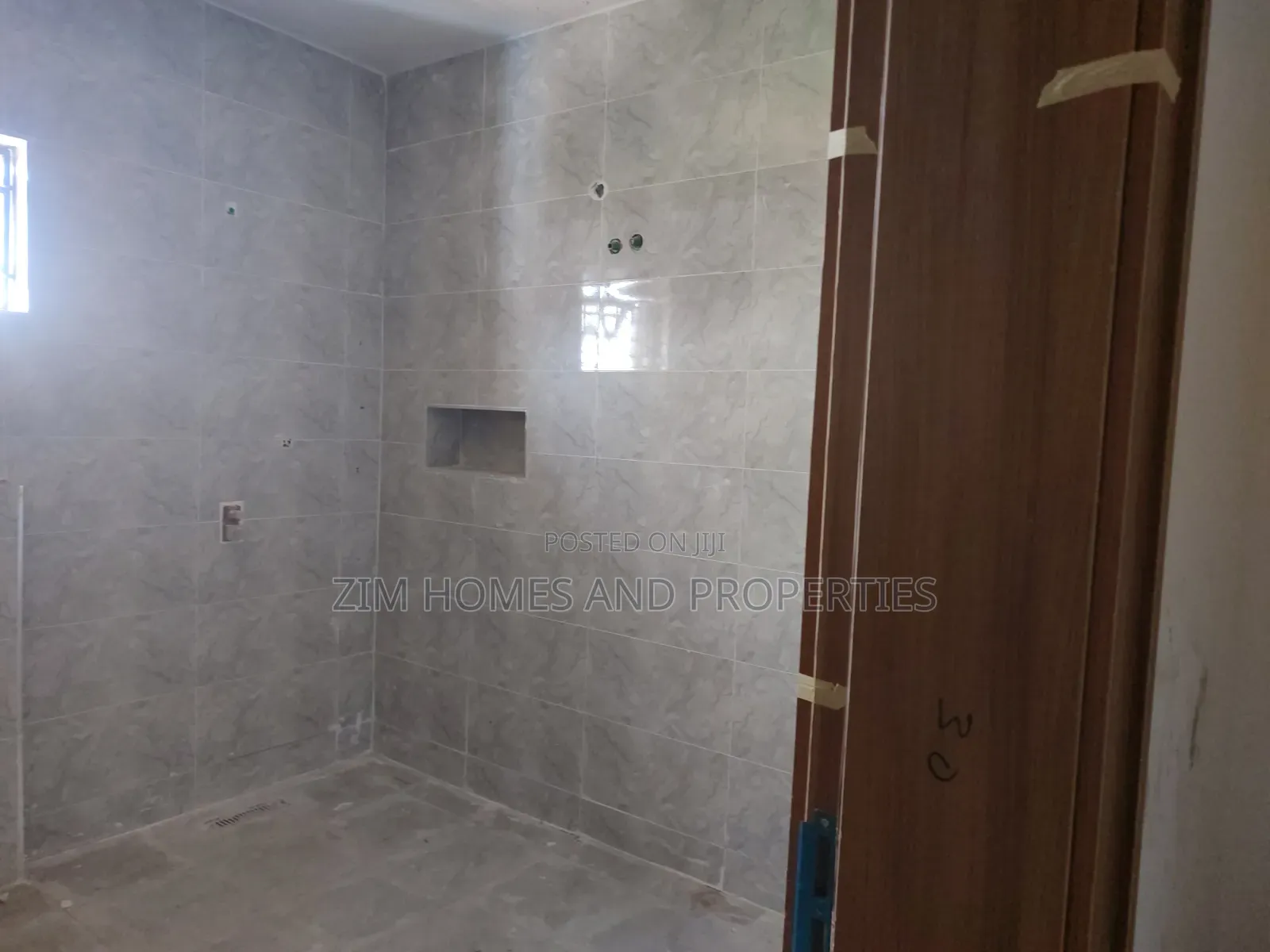5bdrm Duplex in Zim Homes And, Katampe (Main) for sale in Katampe (Main)