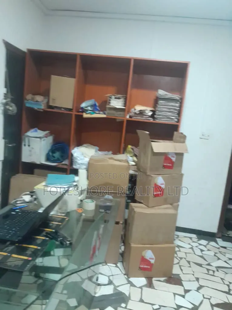 Fully Serviced 2 Rooms Office Space at Muri Okunola, Victoria Island in Akin Adesola