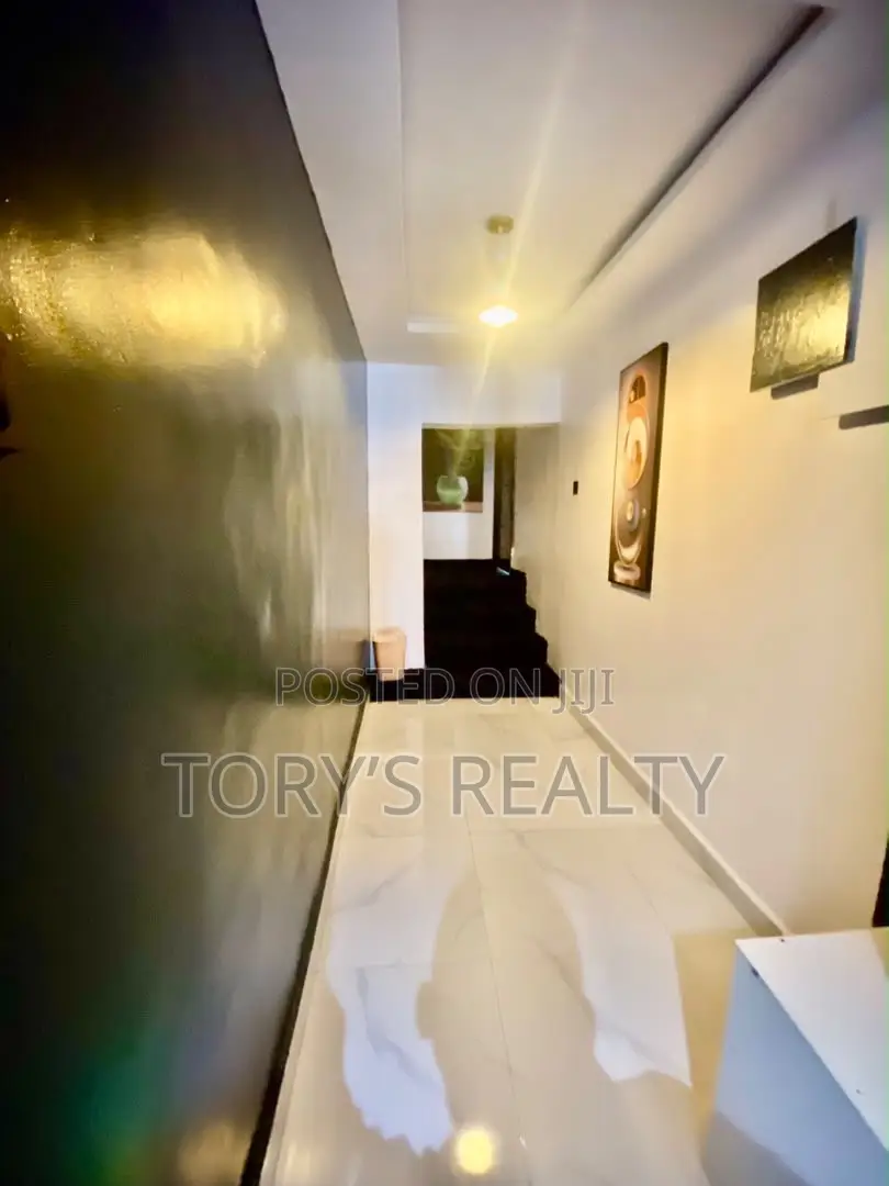 1bdrm Penthouse in Lekki Phase 1 for rent in Lekki Phase 1