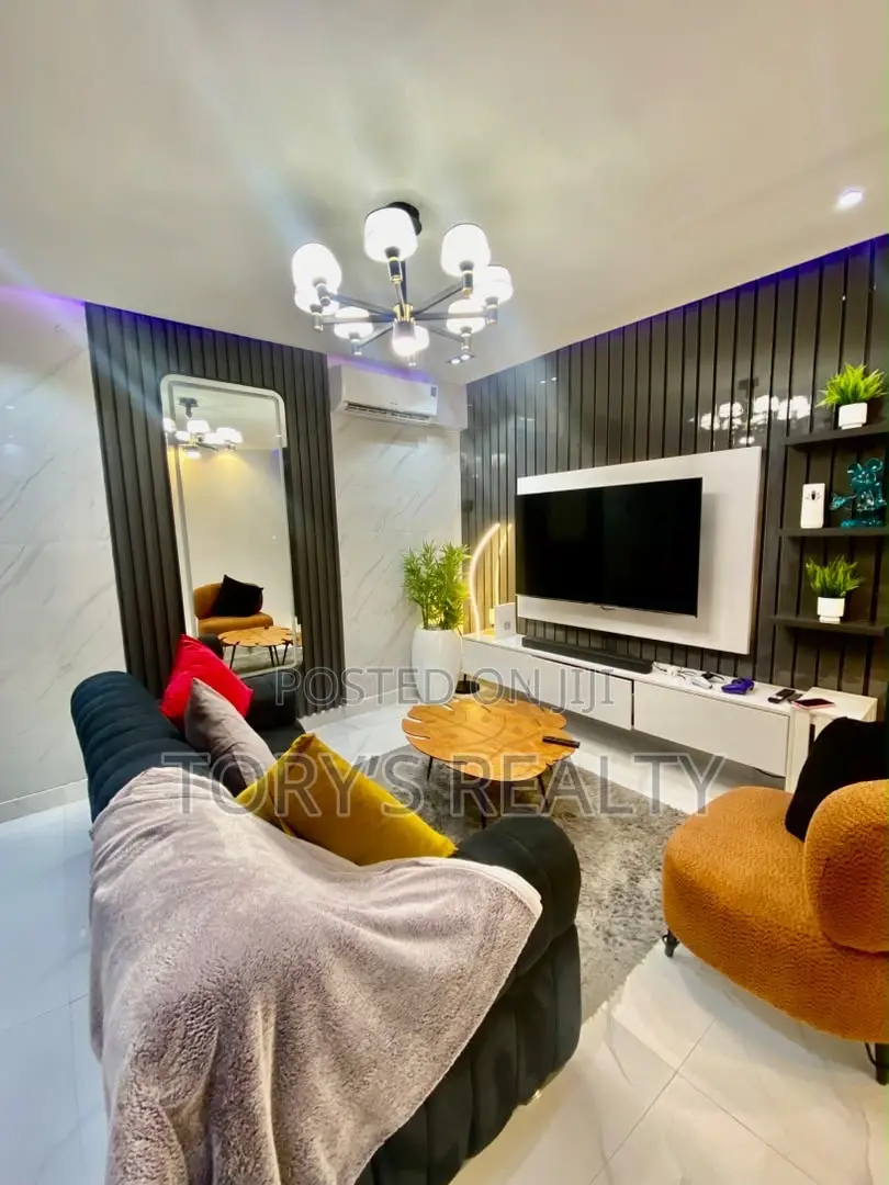 1bdrm Penthouse in Lekki Phase 1 for rent in Lekki Phase 1