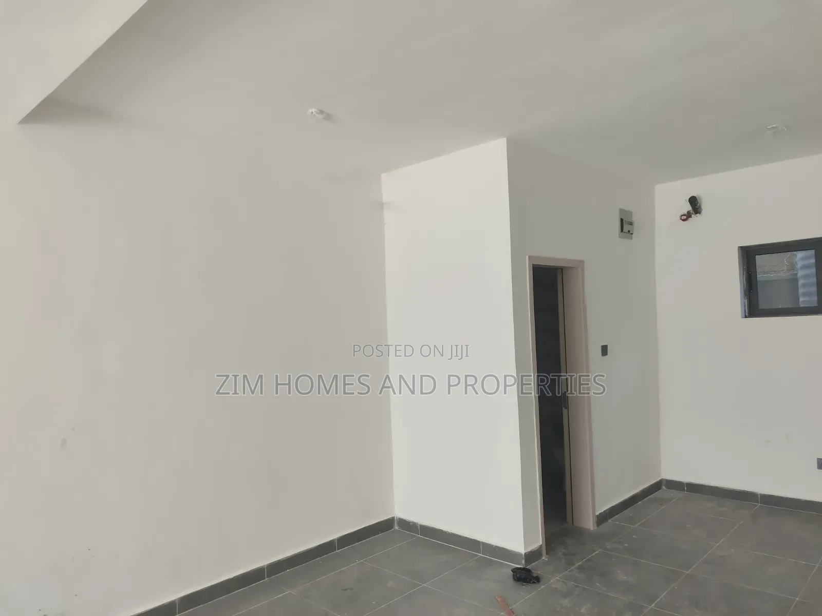 1bdrm Block of Flats in Zim Homes And, Wuse 2 for Rent in Wuse 2