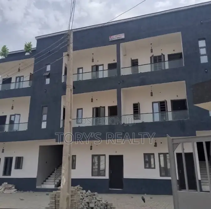 1bdrm Apartment in Sangotedo for sale in Sangotedo