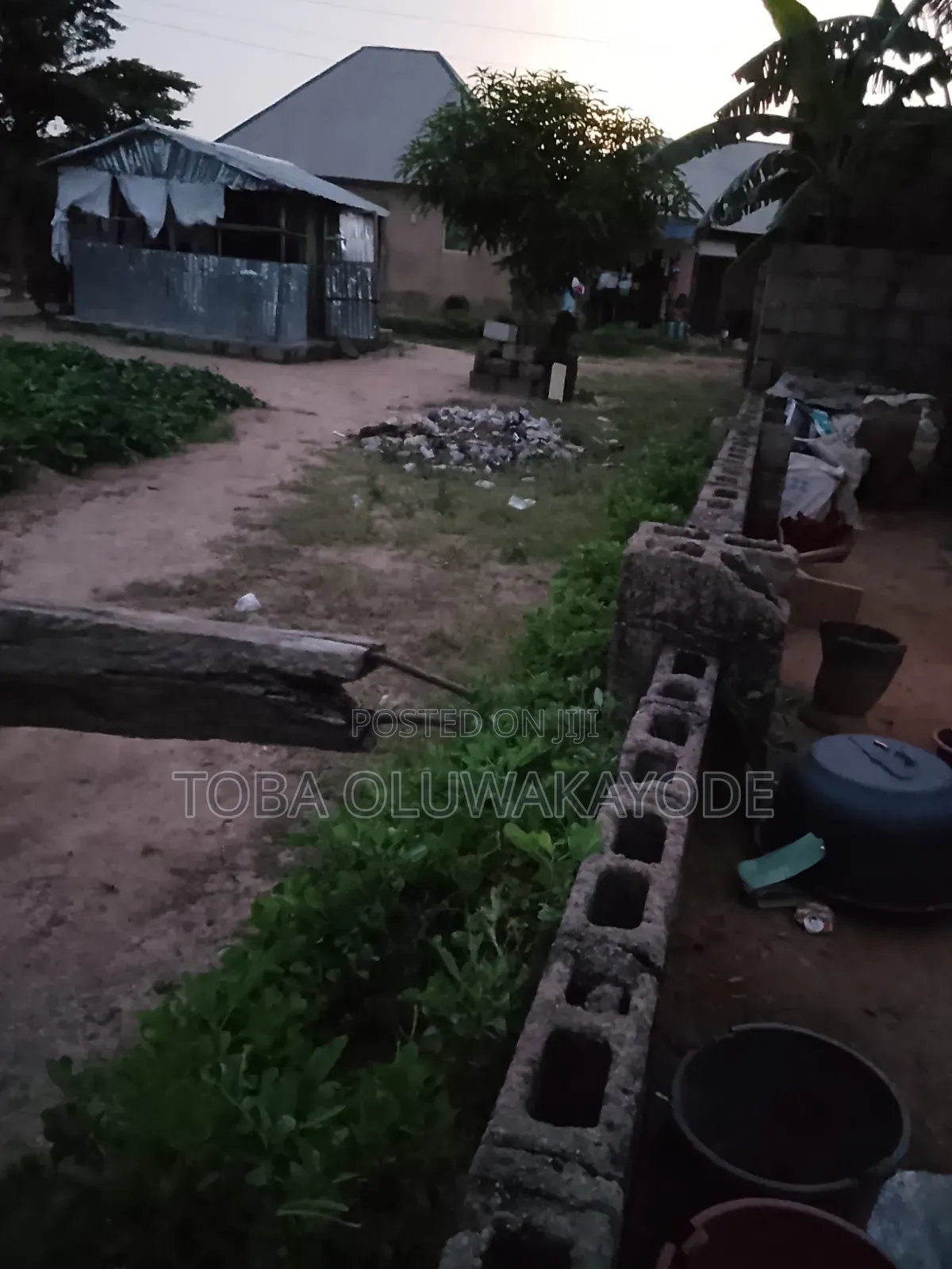 50x40ft Land Available for Sale!  in Kiami