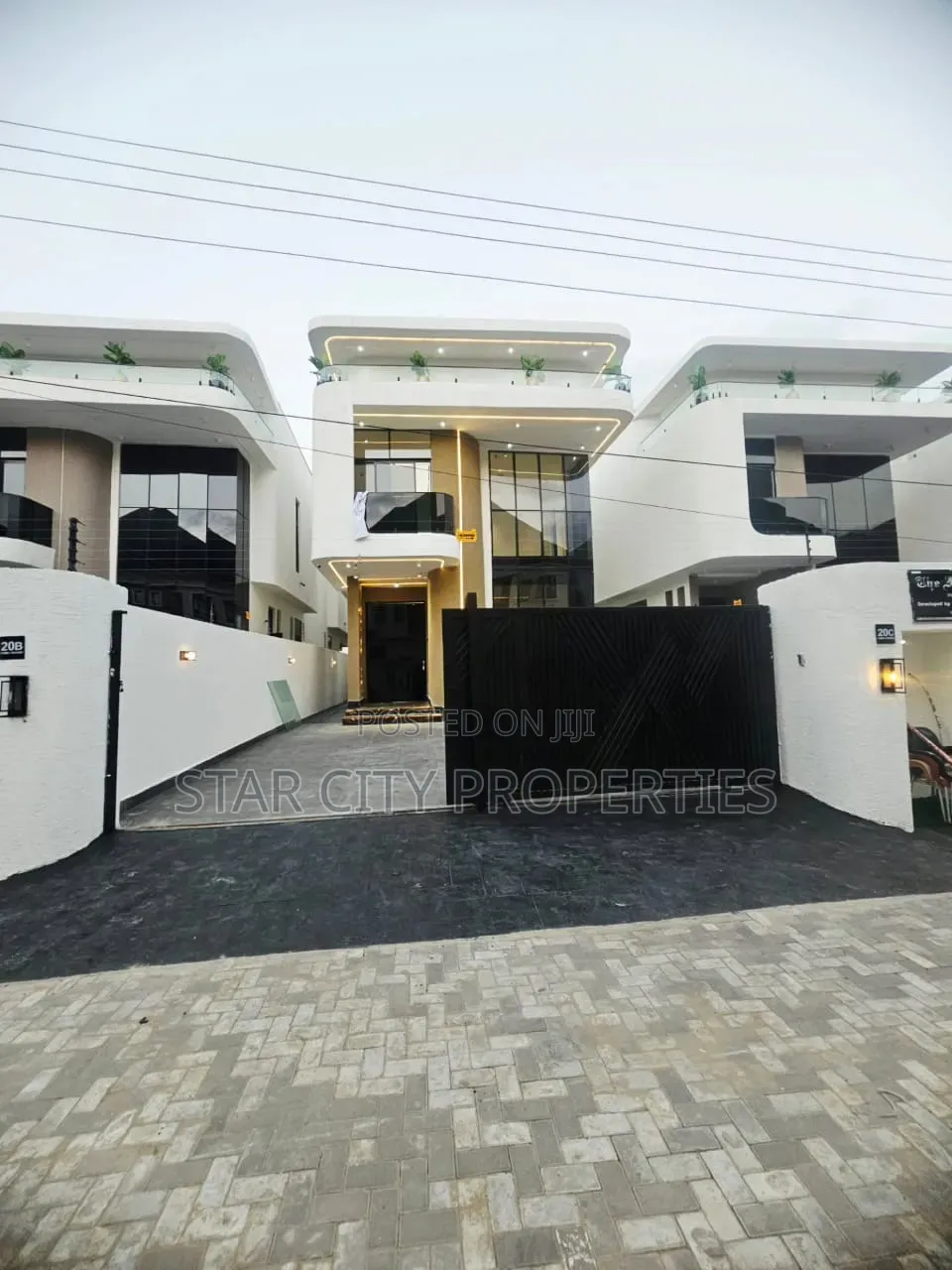 5bdrm House in Vgc Lekki for sale in VGC / Ajah