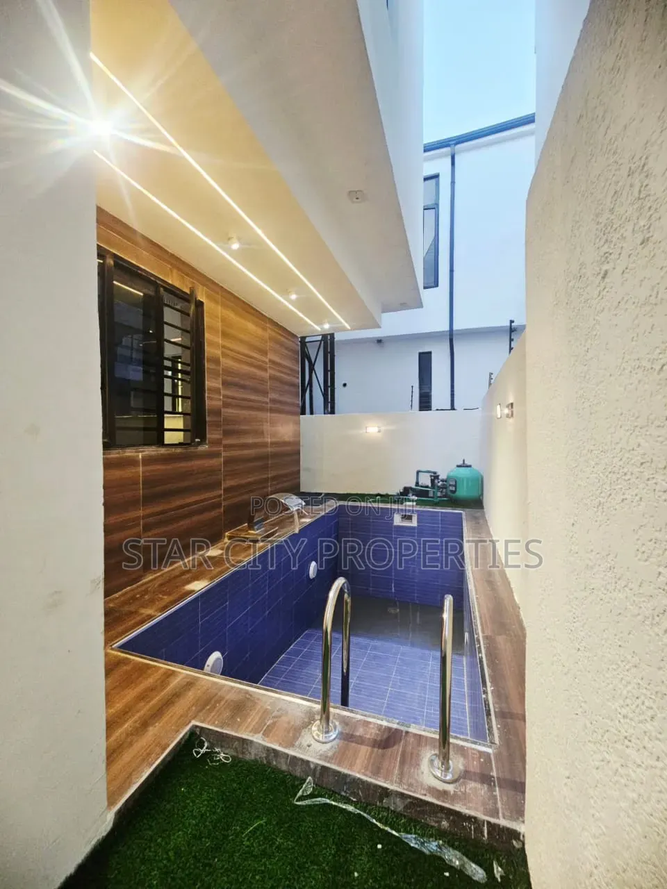 5bdrm House in Vgc Lekki for sale in VGC / Ajah