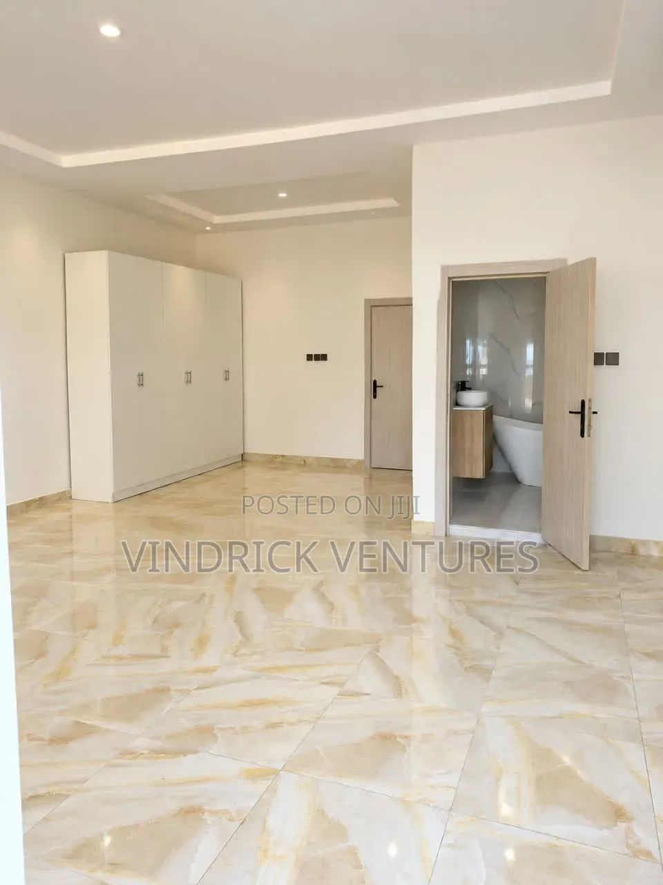 4bdrm House in Harris Drive Vgc for sale in Lekki Phase 2