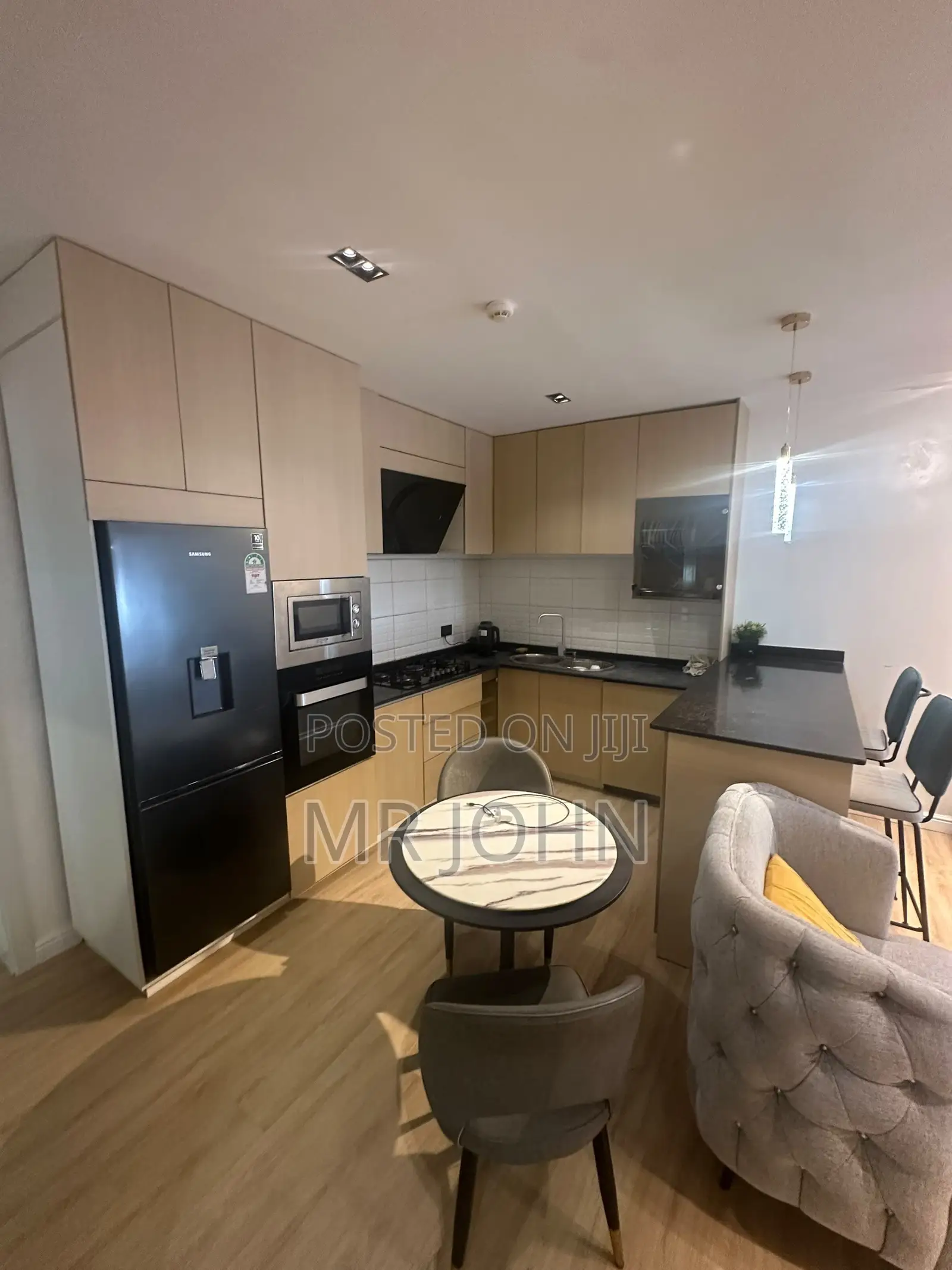 Furnished 3bdrm Apartment in Ikate Brown Stone Pr, Lekki for sale in Lekki