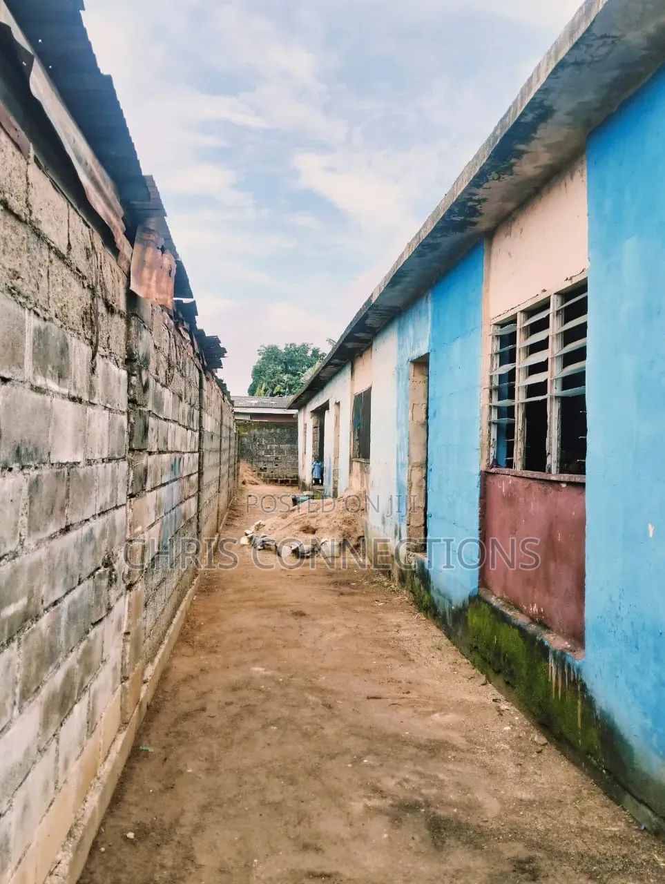 3bdrm Bungalow in Chris Connections, Ejigbo / Ejigbo for sale in Ejigbo / Ejigbo