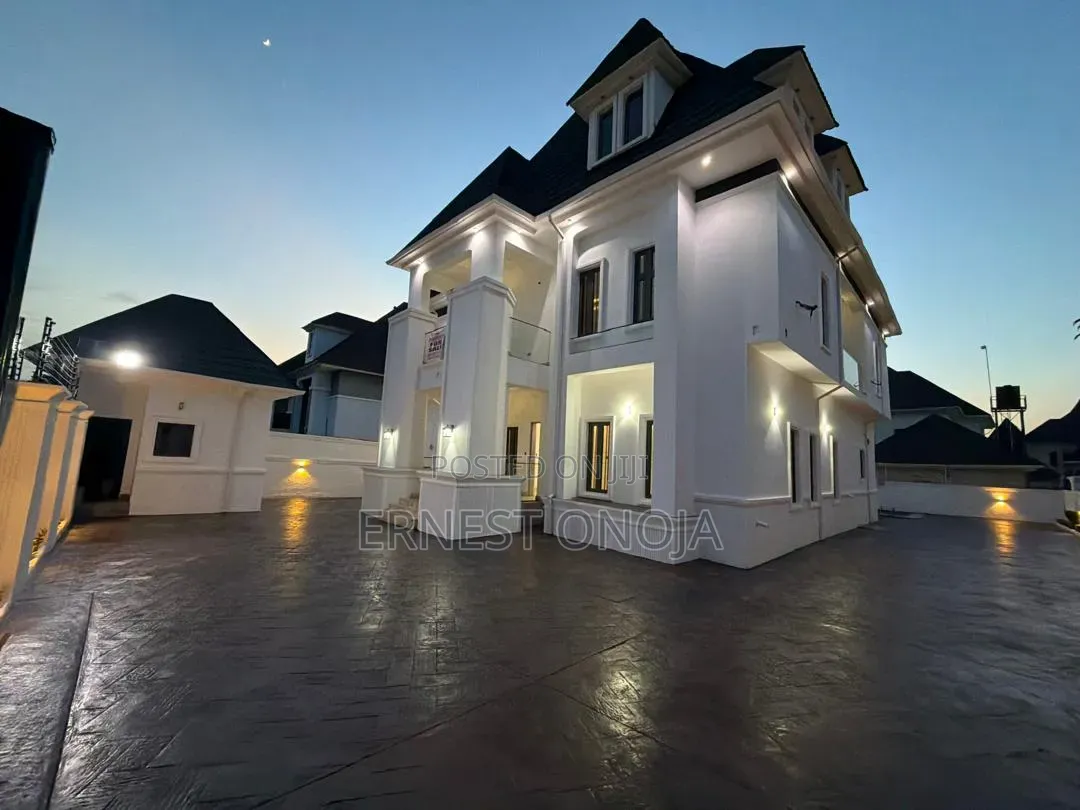 7bdrm Mansion in Gwarinpa Extension for sale in Gwarinpa