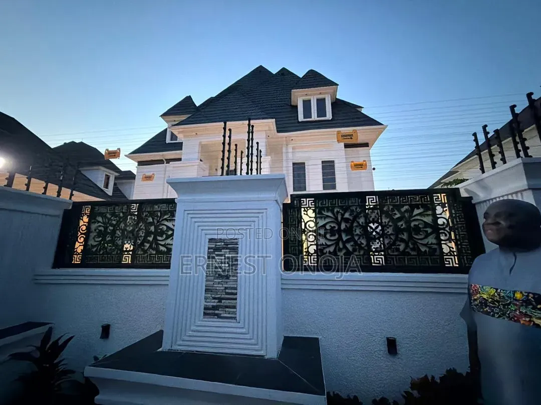7bdrm Mansion in Gwarinpa Extension for sale in Gwarinpa