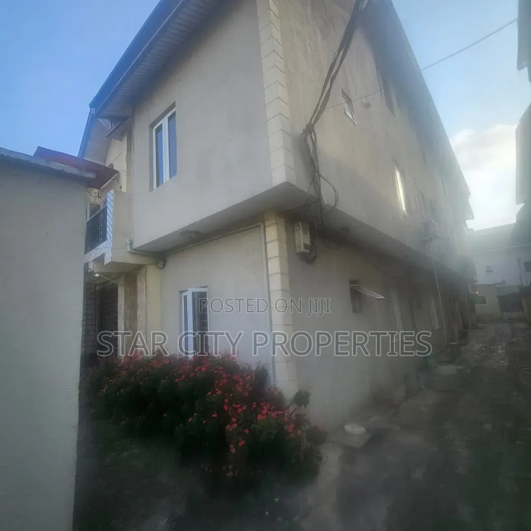 2bdrm Apartment in Magodo Gra Phase 2 for rent in GRA Phase 2 Shangisha