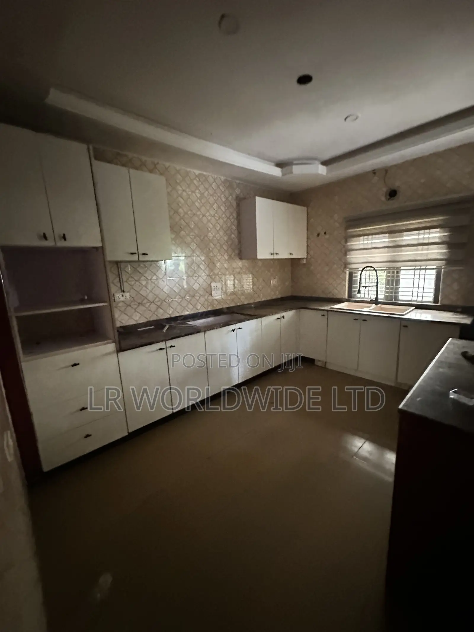 3bdrm Duplex in Lugbe District for sale in Lugbe District