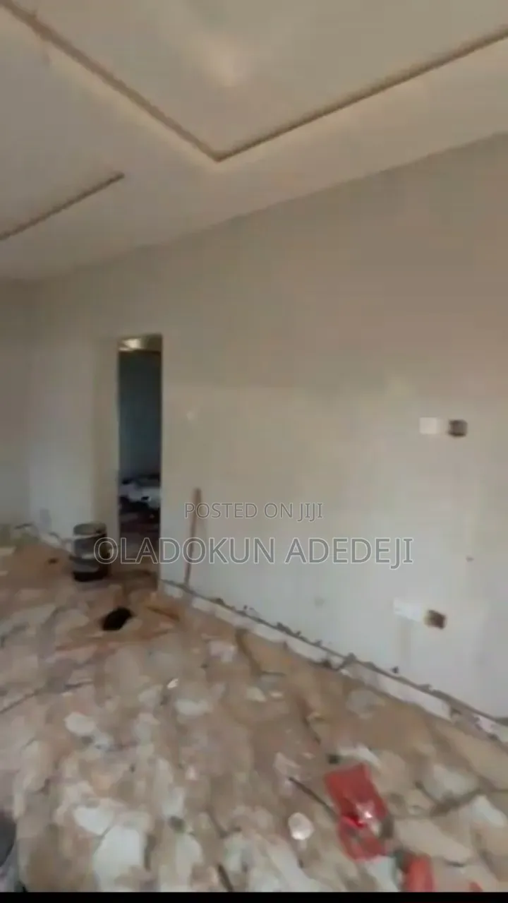 Furnished 2bdrm Block of Flats in Newly Garage, Bariga / Shomolu in Bariga / Shomolu