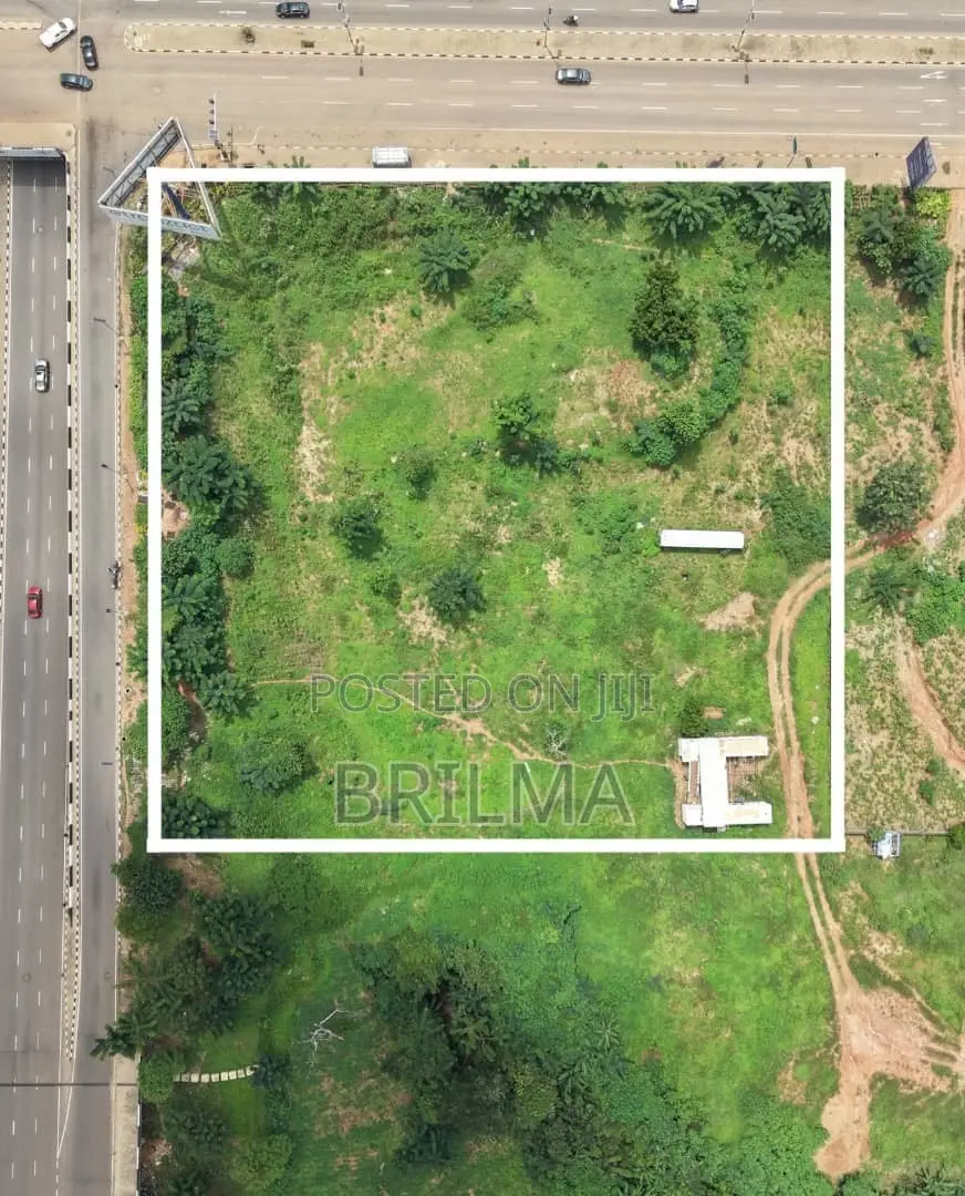 9200 SQM Commercial Land Is Central Area for Sale in Central Business District