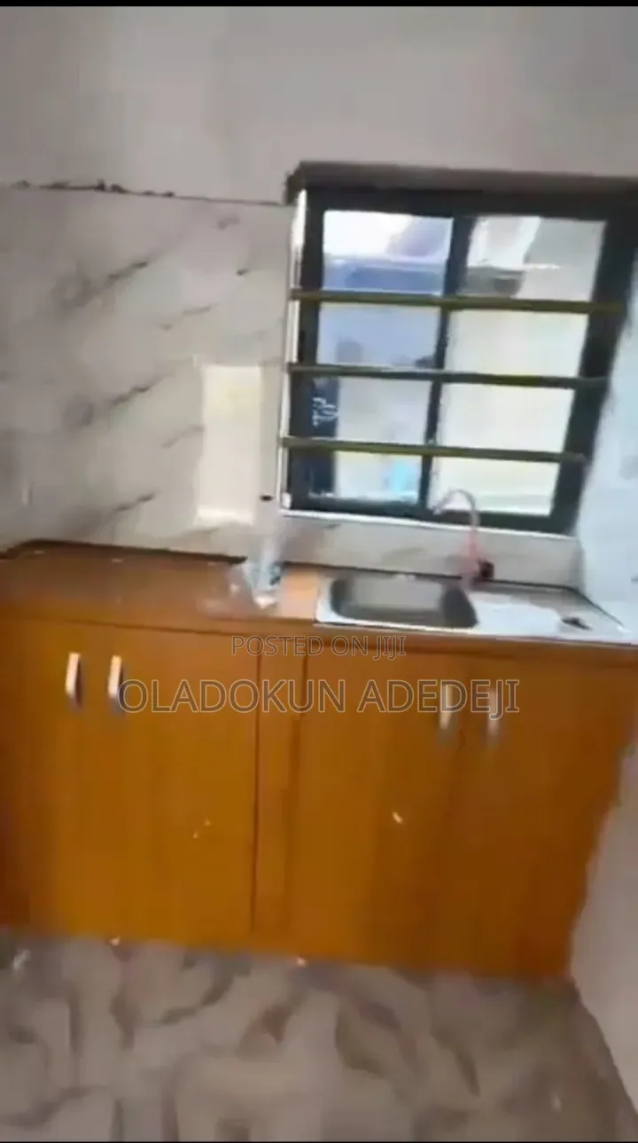 Furnished Mini Flat in Sholuyi, Soluyi for rent in Soluyi