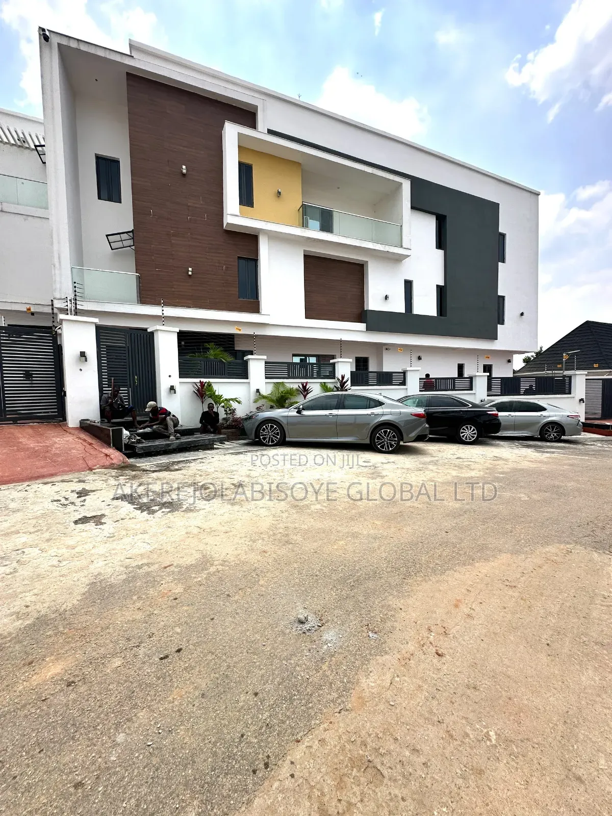 4bdrm Duplex in Guzape Abuja for sale in Guzape District