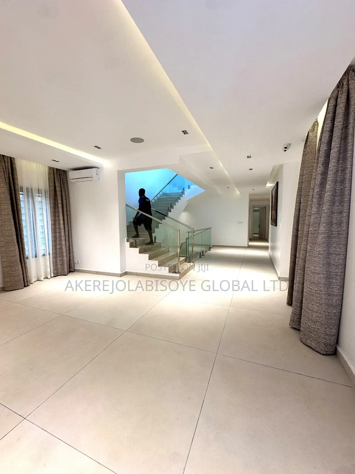 4bdrm Duplex in Guzape Abuja for sale in Guzape District