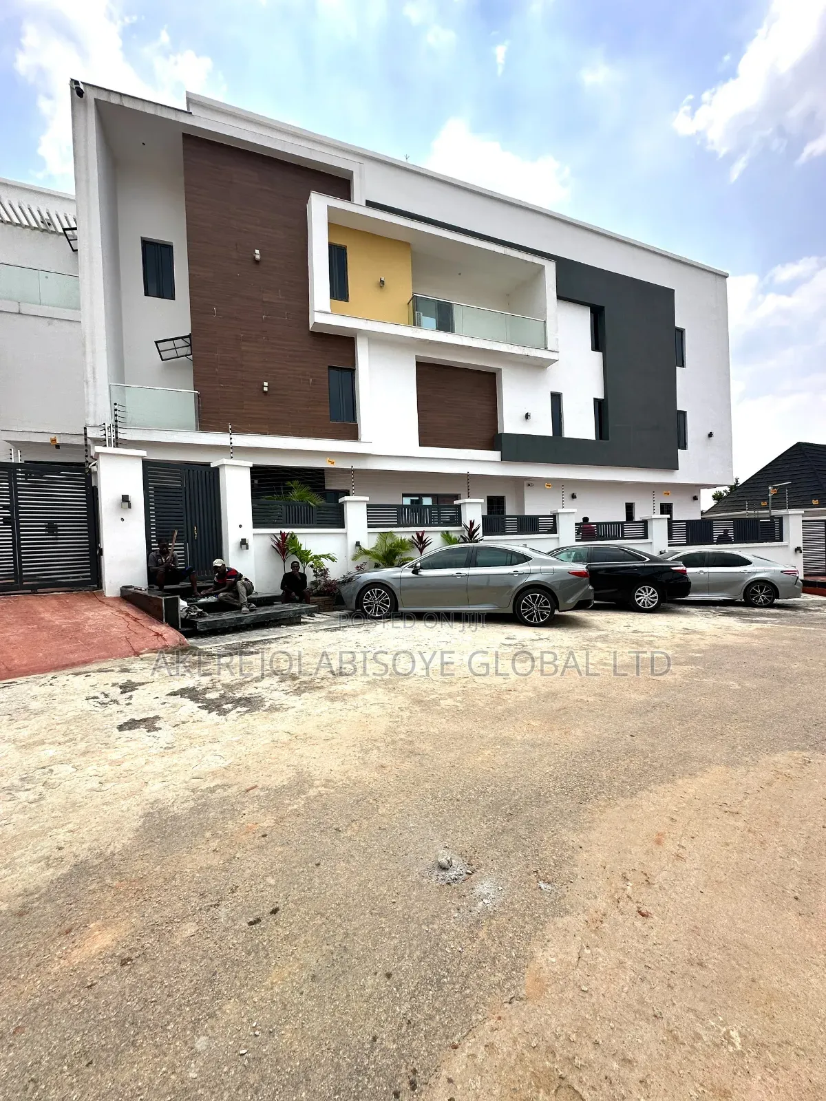 4bdrm Duplex in Guzape Abuja for sale in Guzape District