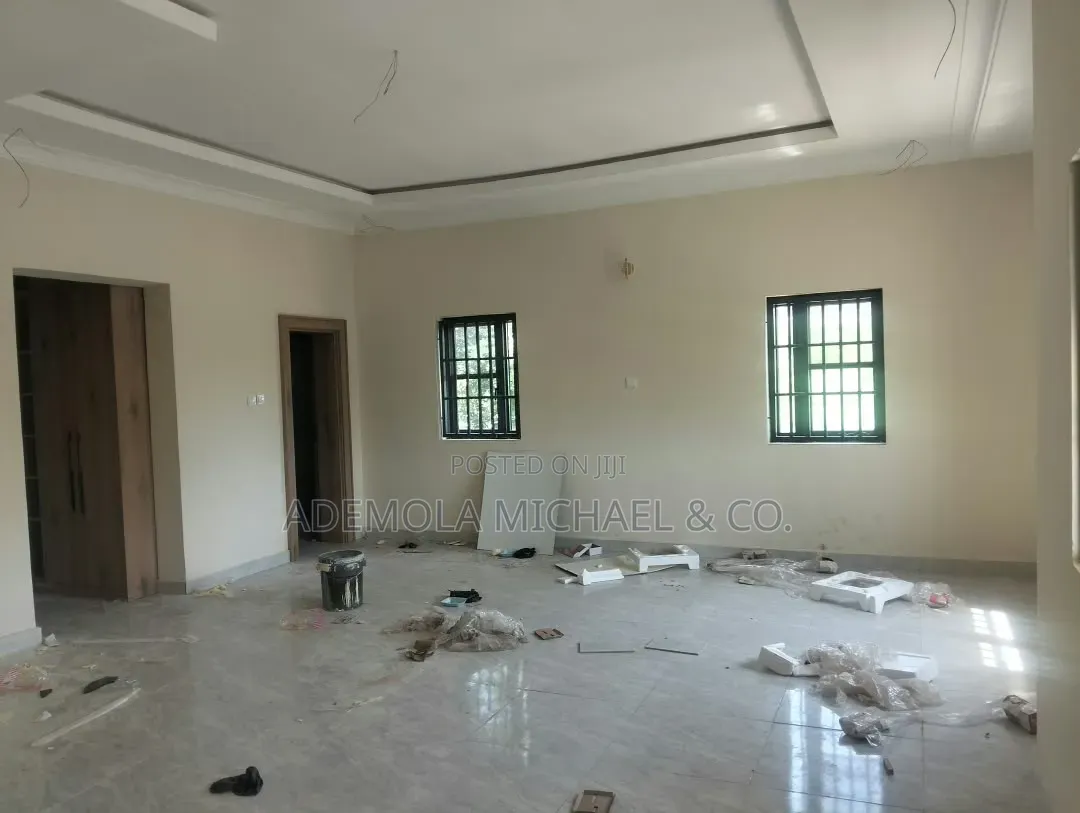 4bdrm Duplex in 2 Wings 4 Bedroom, Katampe (Main) for sale in Katampe (Main)