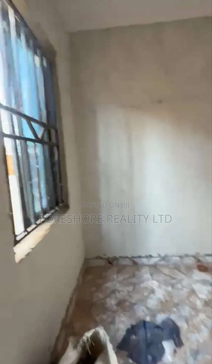 Studio Apartment in New Garage for rent in New Garage / Gbagada