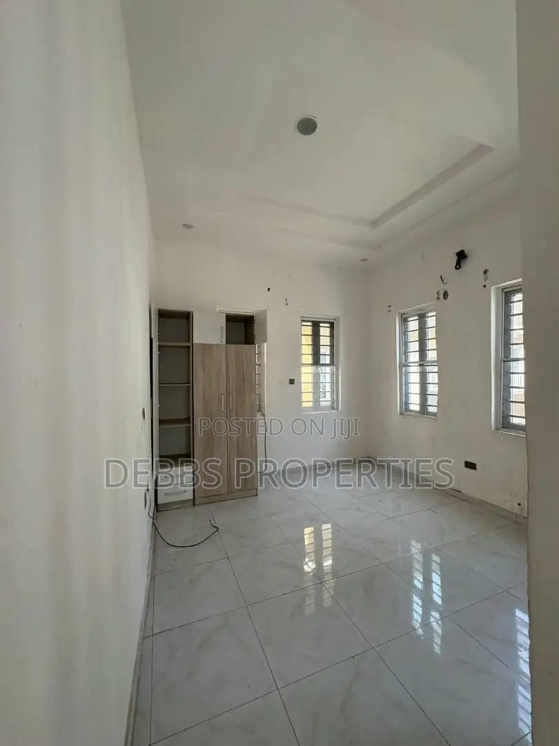 4bdrm Duplex in Lekki Expressway for rent in Lekki Expressway