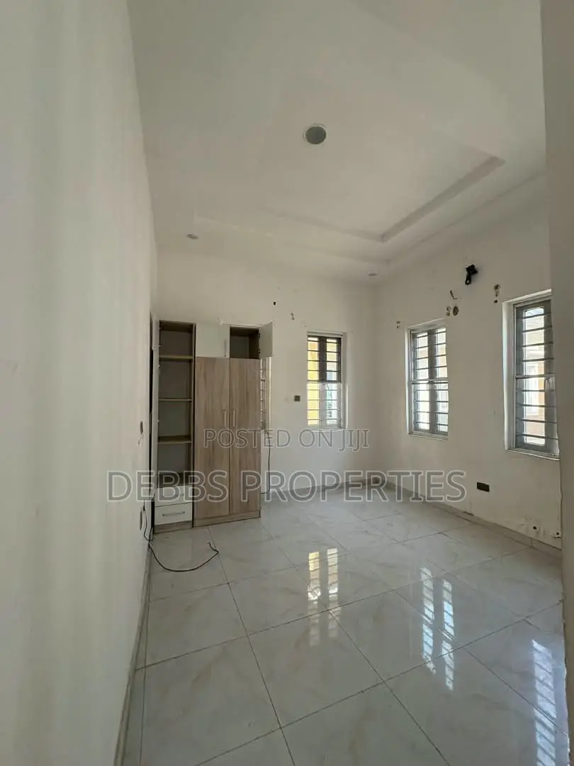 4bdrm Duplex in Lekki Expressway for rent in Lekki Expressway