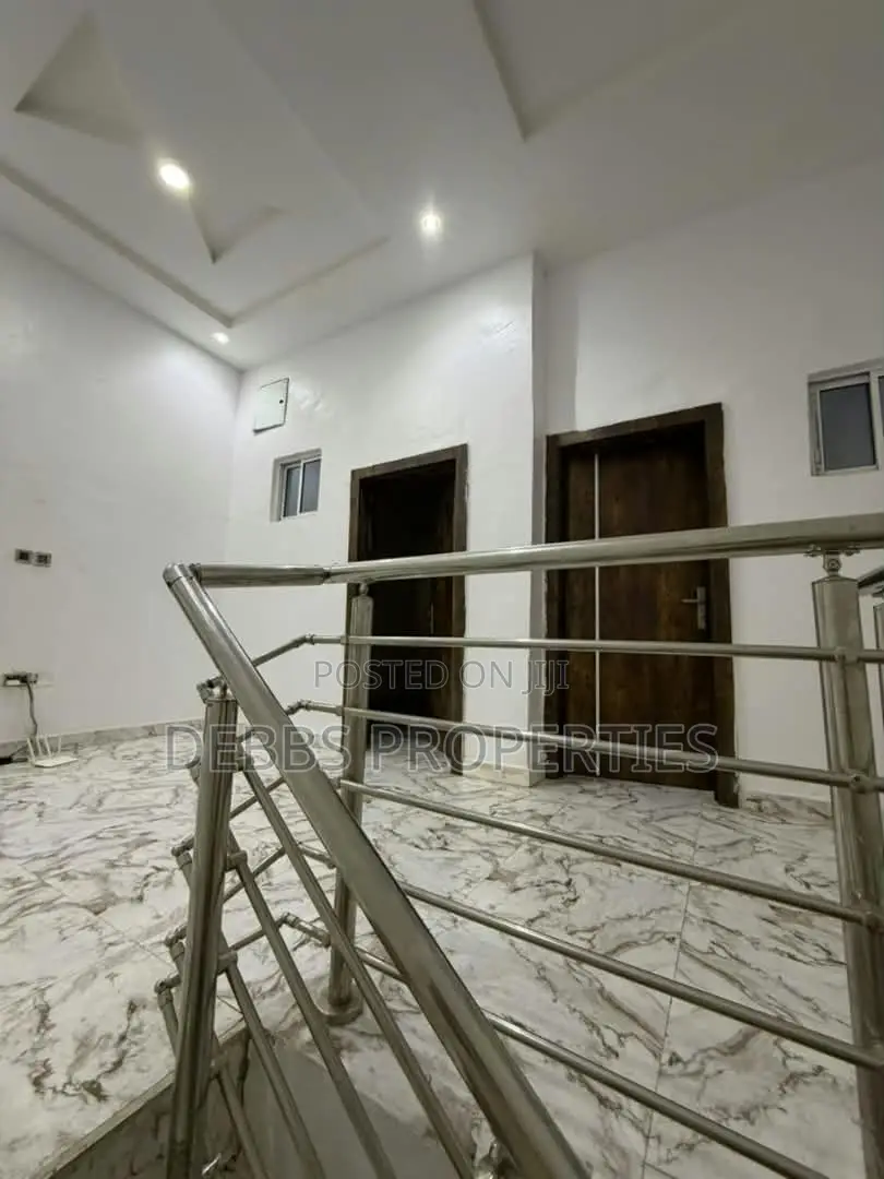 4bdrm Duplex in Lekki Phase 2 for rent in Lekki Phase 2