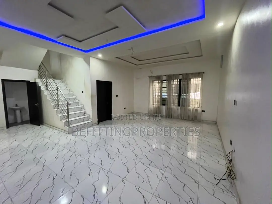 3bdrm Duplex in VGC / Ajah for sale in VGC / Ajah