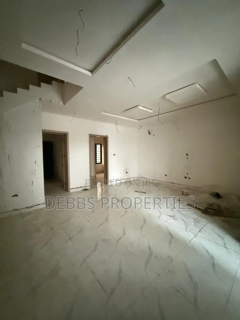 4bdrm Duplex in Sangotedo for sale in Sangotedo