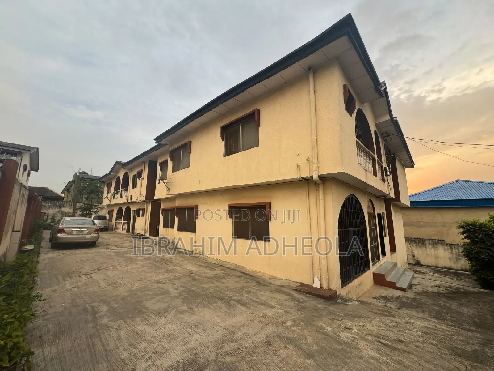 3bdrm Block of Flats in Ojodu Berger for sale in Berger