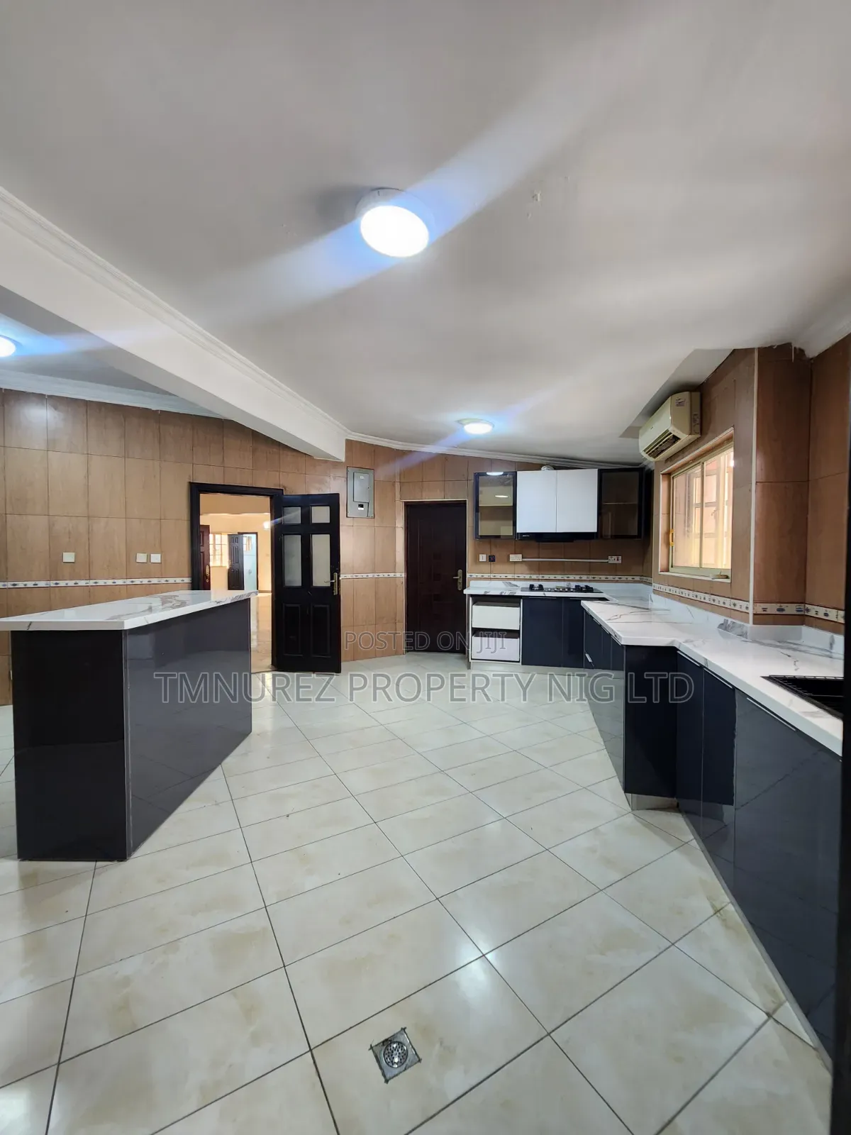 4bdrm Duplex in Ikorodu Garage for sale in Ikorodu Garage