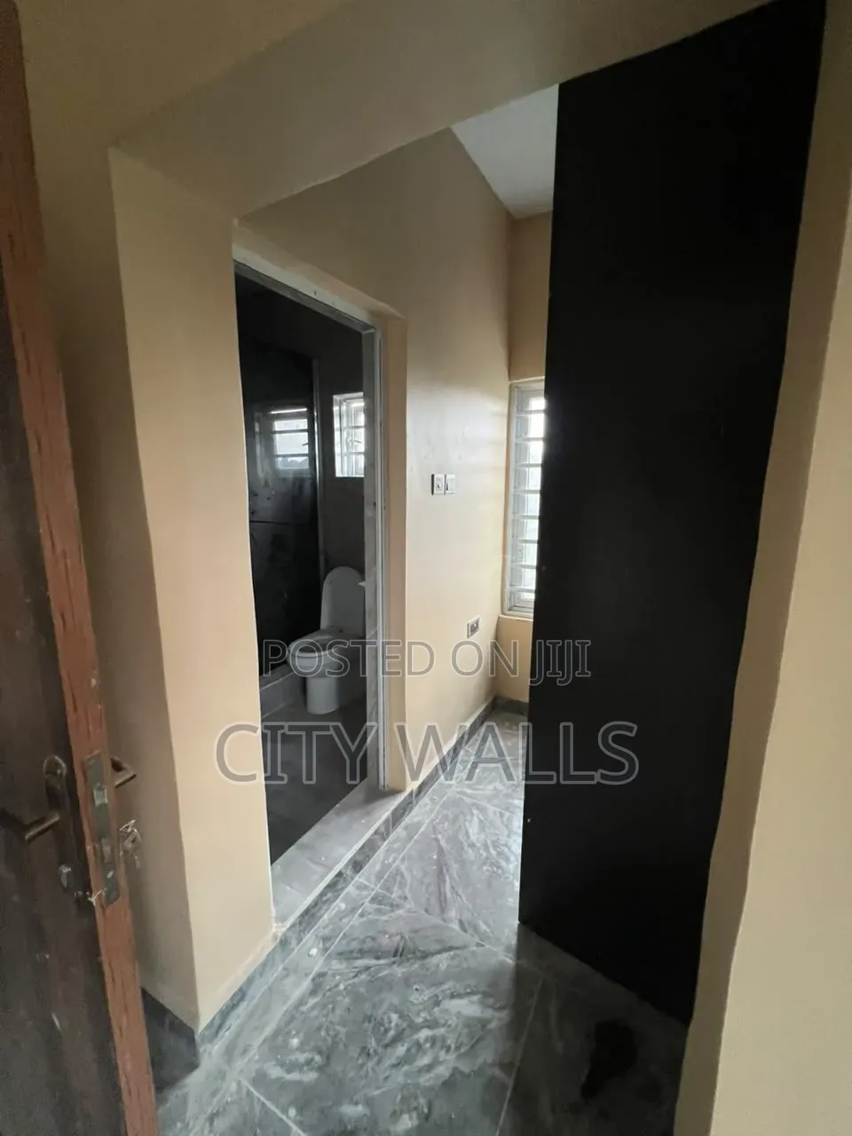 6bdrm Duplex in Cooperative Estate, Badore for sale in Badore
