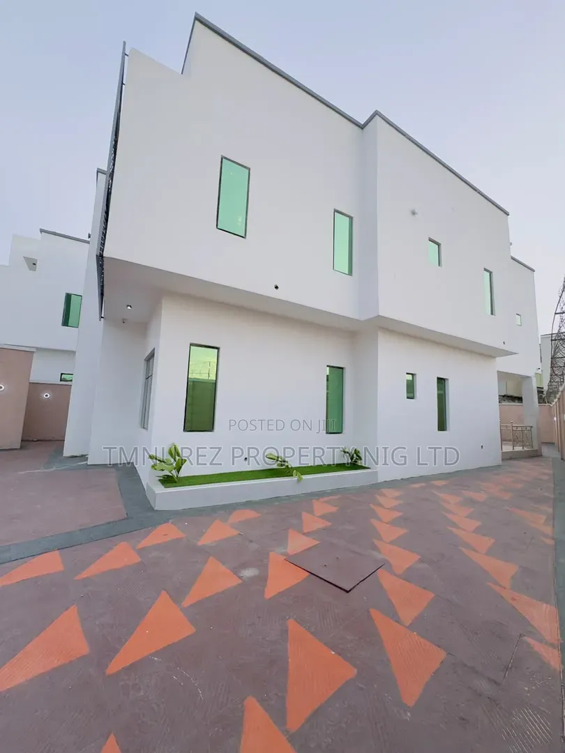 4bdrm Duplex in Berger for sale in Berger