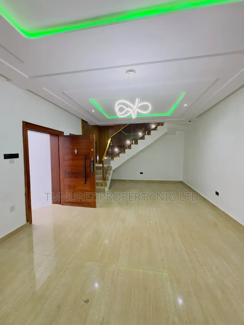 4bdrm Duplex in Berger for sale in Berger