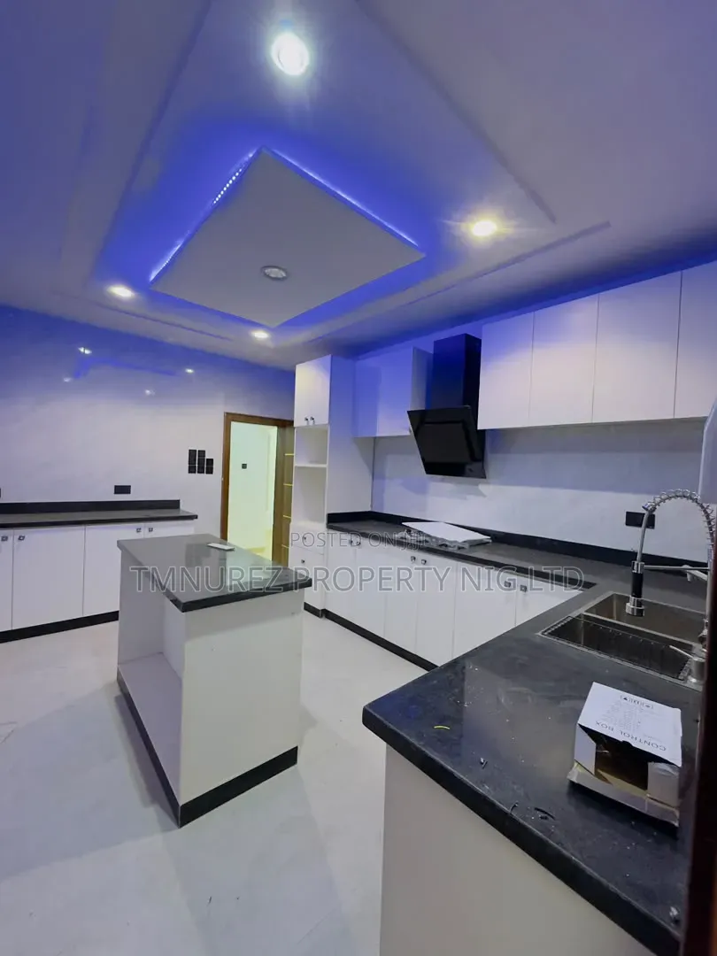 4bdrm Duplex in Berger for sale in Berger