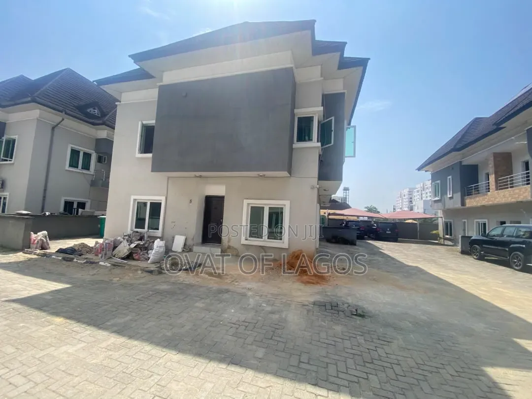 4bdrm Duplex in Ikate for rent in Ikate